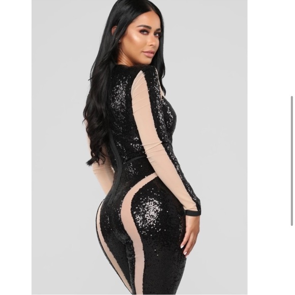 Fashion Nova Mayra Jumpsuit NWT - Picture 2 of 15